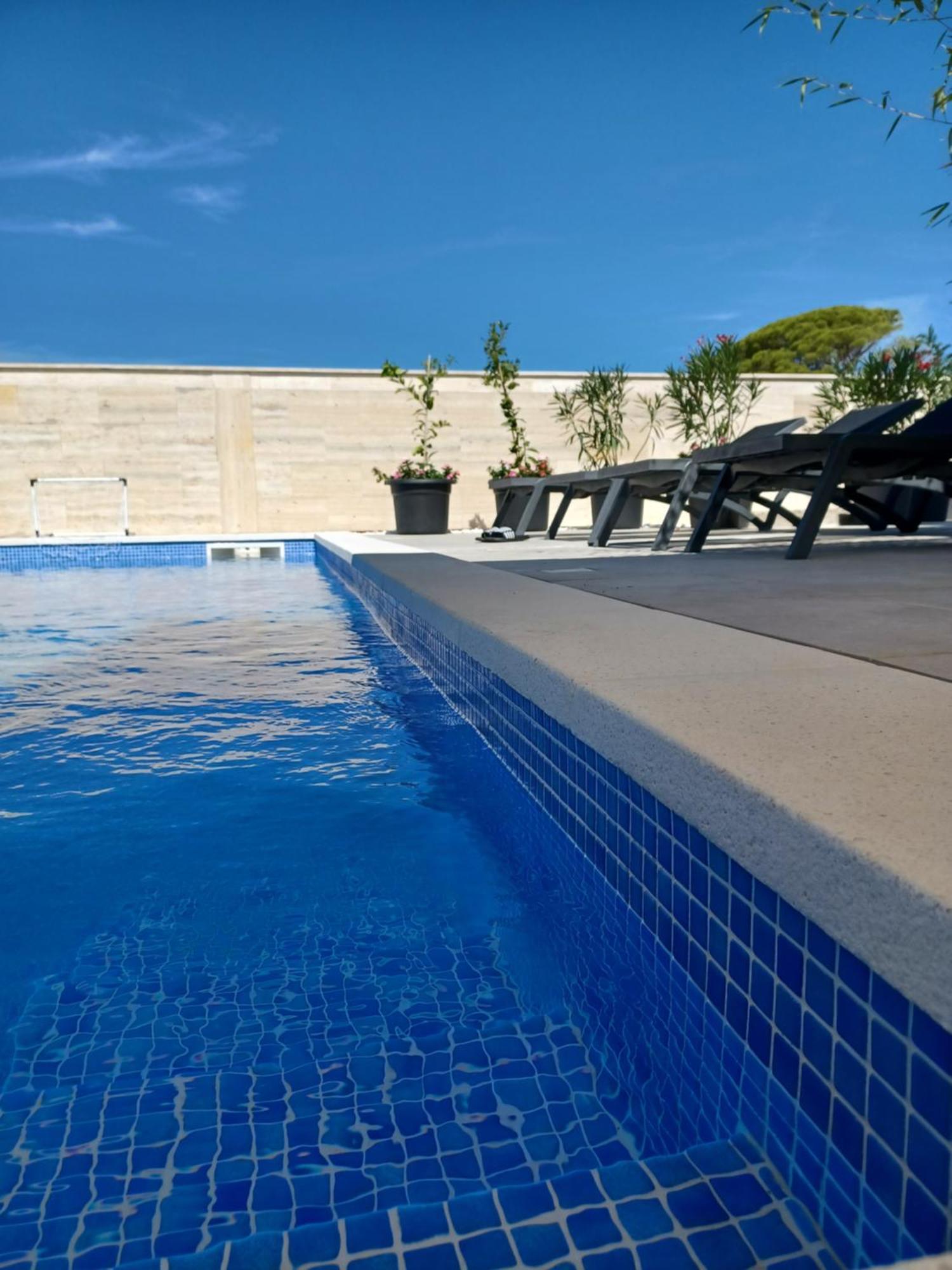 Rimac Apartments Novalja Exterior foto