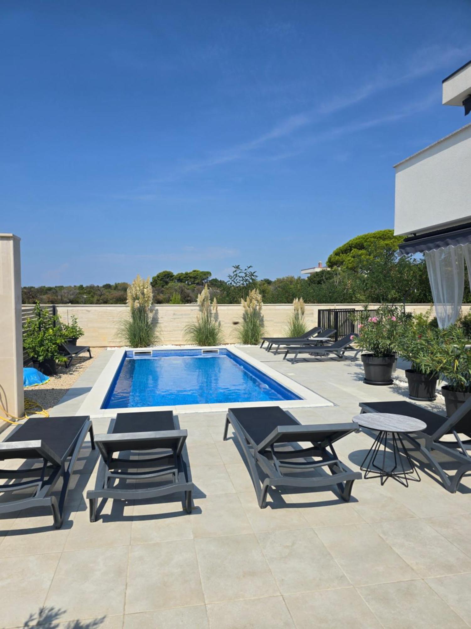 Rimac Apartments Novalja Exterior foto
